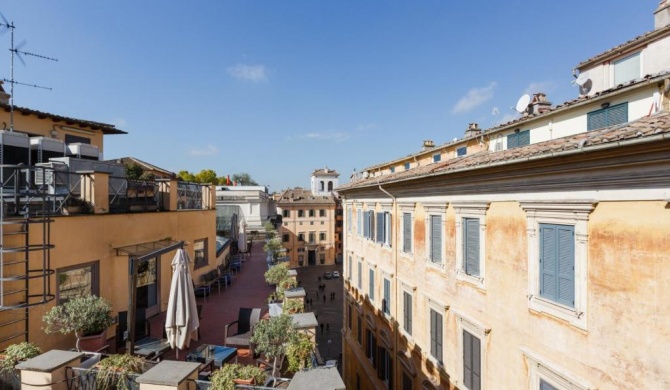 Trevi Charming Penthouse