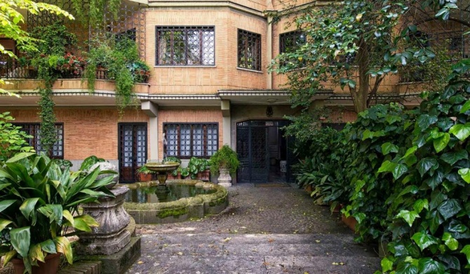 Vatican Holiday Apartment 307