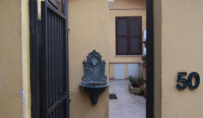 Vatican Low Cost