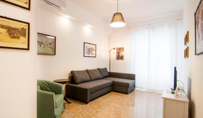 Vatican Museums Roomy Apartment
