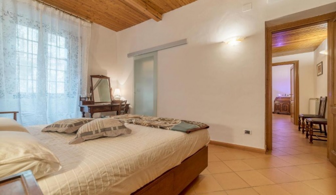 Villa Borghese Roomy Flat