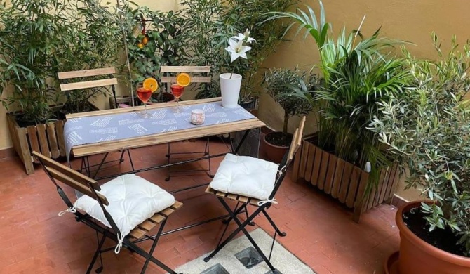 Wohnung & große Terrasse Monti - Casa Antica