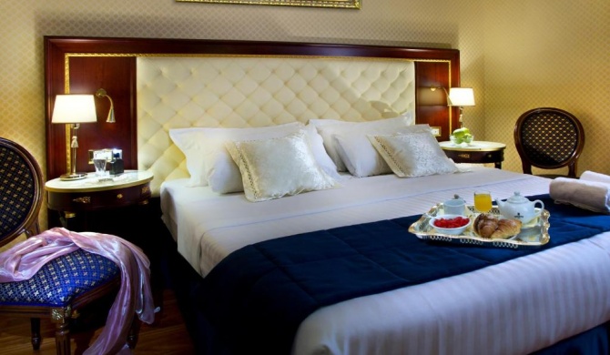 Hotel Mondial