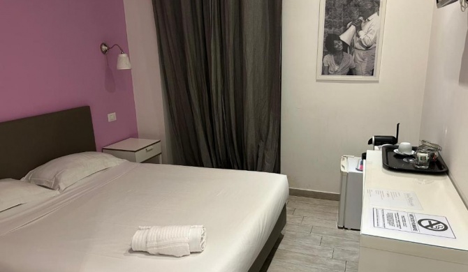 Relais Merulana Guest House