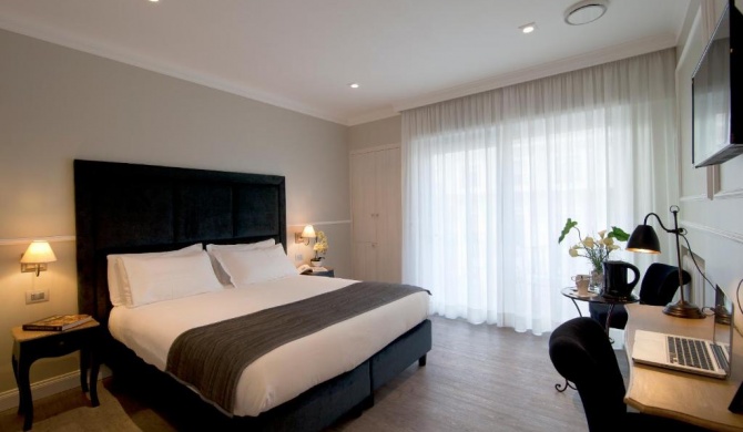 Seven Suites