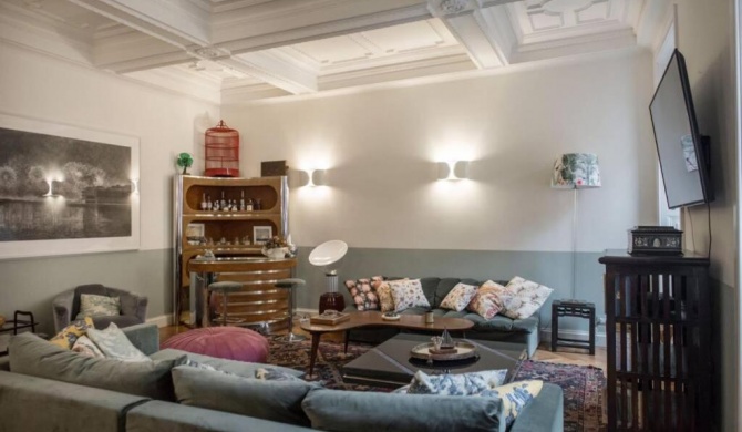 Spanish Steps Luxury Fashion Apartment