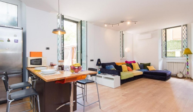 ST. THOMAS APARTMENT