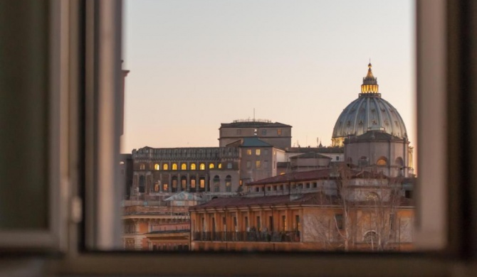 St.Peter's Mirror - Romantic View