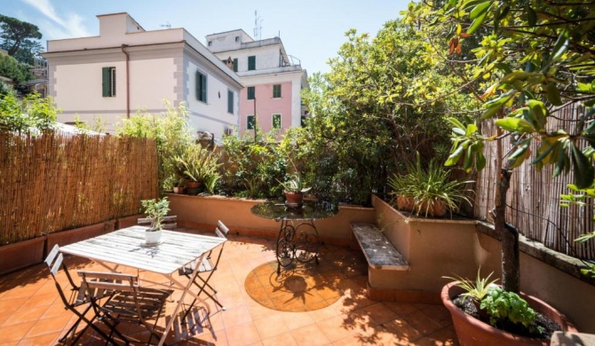Studio terrace by the Vatican
