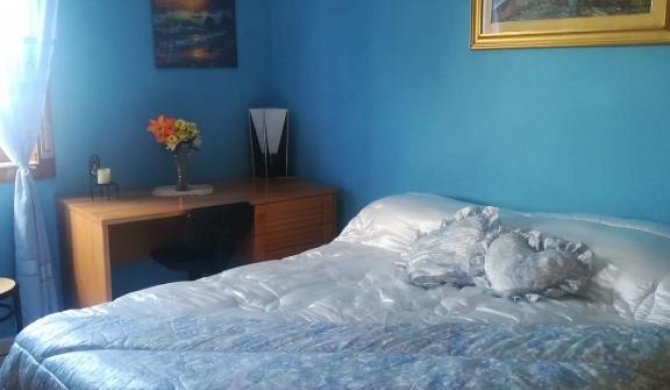 center room view sea