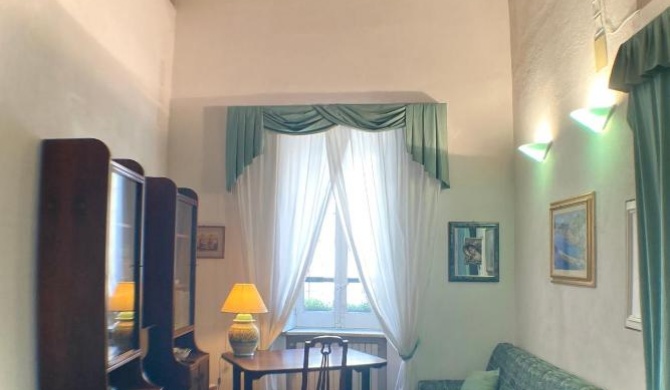 Domus Fra' Giovanni - City Apartment near the Amalfi Coast