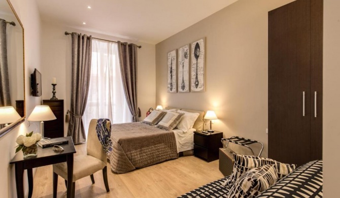 Sweet Stay In Rome