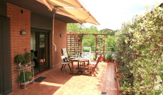 Terrace22 - Delizioso attico ben collegato, 4 persone