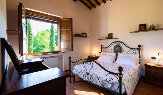 Via Francigena Cottage in the Green