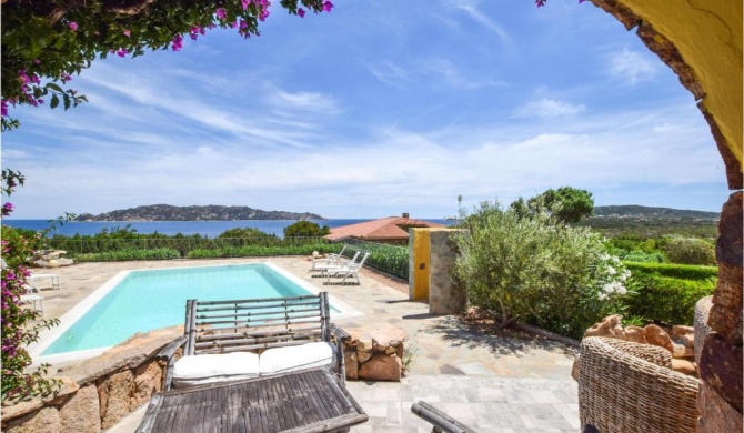 Stunning home in San Teodoro with Outdoor swimming pool, Private swimming pool and 4 Bedrooms