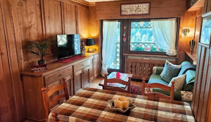 Hometoday - Appartamento nel cuore di San Vito di Cadore