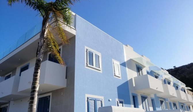 CASA AZUL DELUXE E SUPERIOR