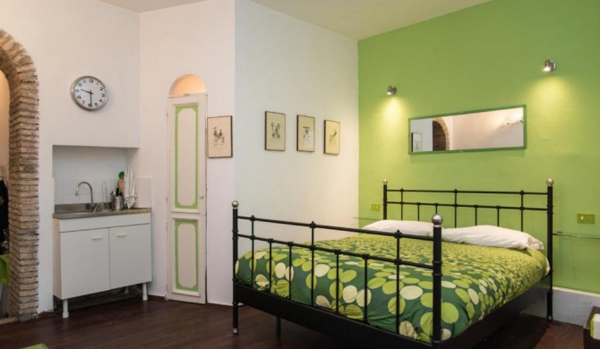 Trastevere Intimate Apartment