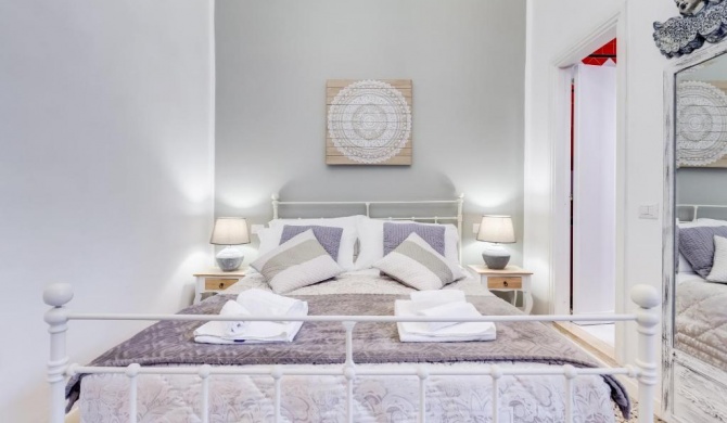 TRASTEVERE LUXURY